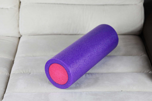 Массажный ролик для мышц всего тела 45 * 15 см, фиолетово-розовый фото 5